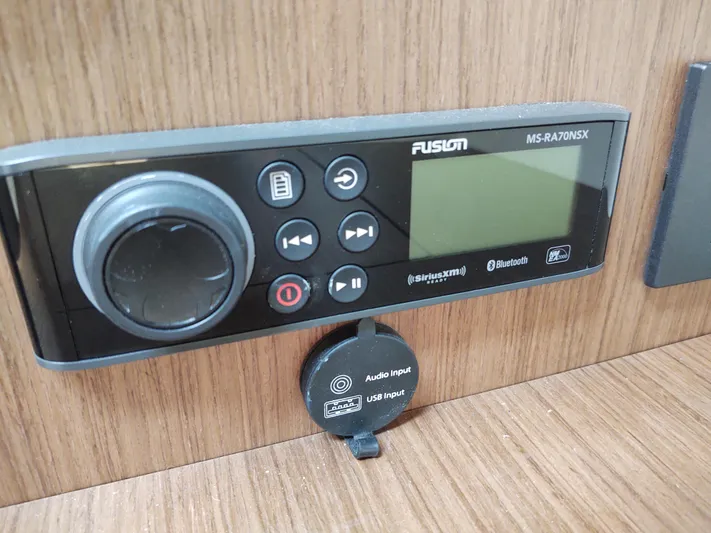 Kinsale Yacht Photos Pics Kinsale Fusion stereo