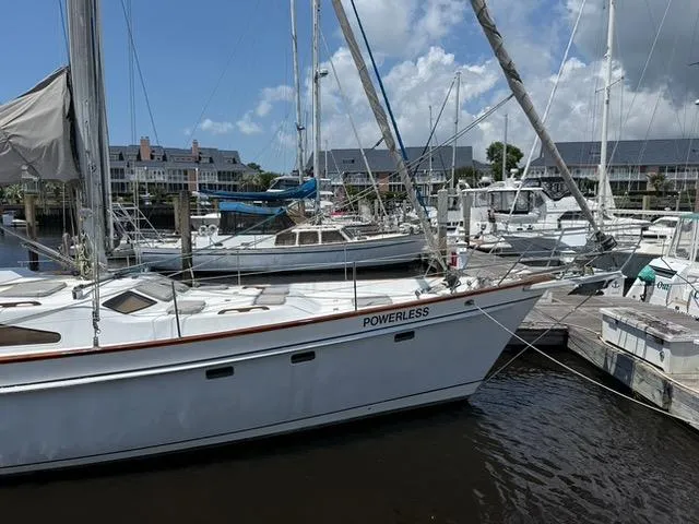 Powerless Yacht Photos Pics 