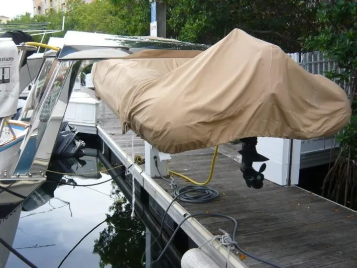 Maraya Yacht Photos Pics 