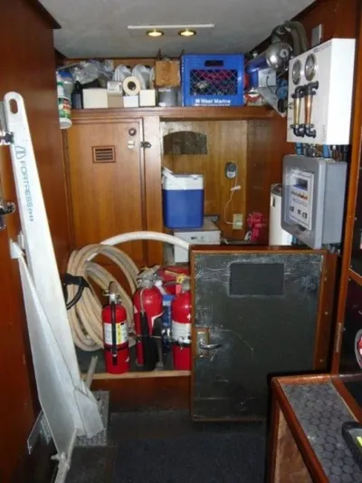 Maraya Yacht Photos Pics 