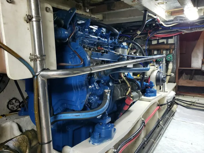 Maraya Yacht Photos Pics 