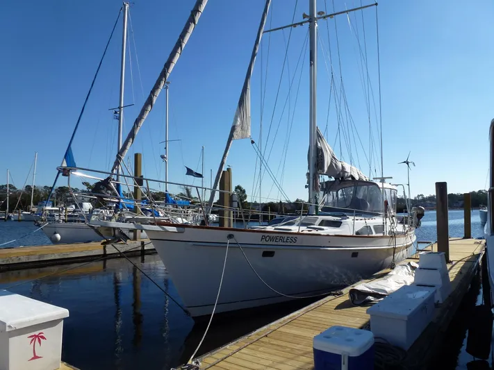 Powerless Yacht Photos Pics 