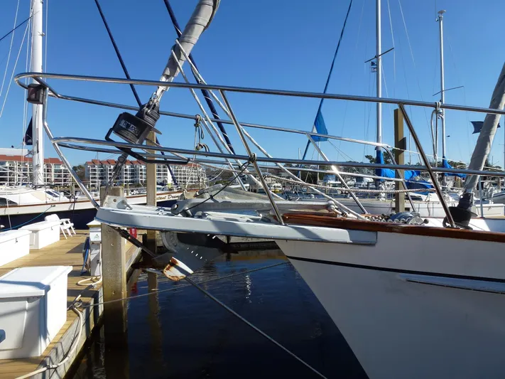 Powerless Yacht Photos Pics 