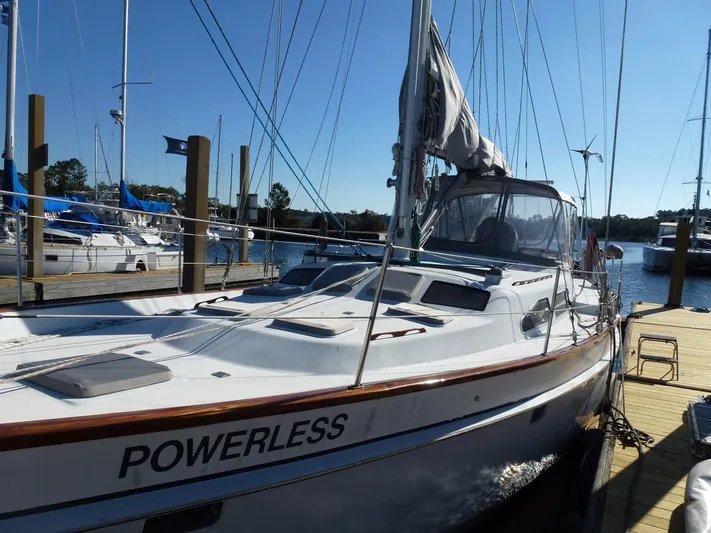 Powerless Yacht Photos Pics 
