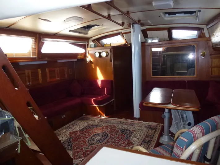 Powerless Yacht Photos Pics 