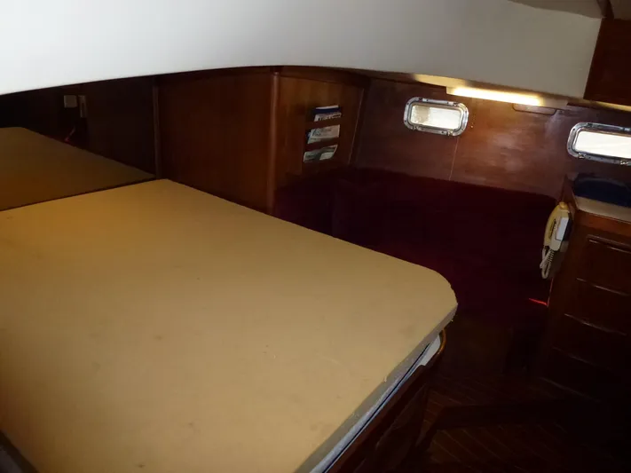 Powerless Yacht Photos Pics 