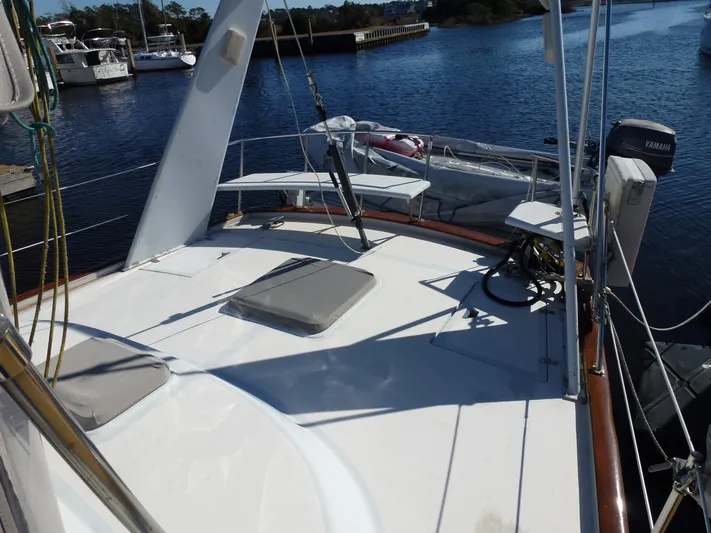 Powerless Yacht Photos Pics 