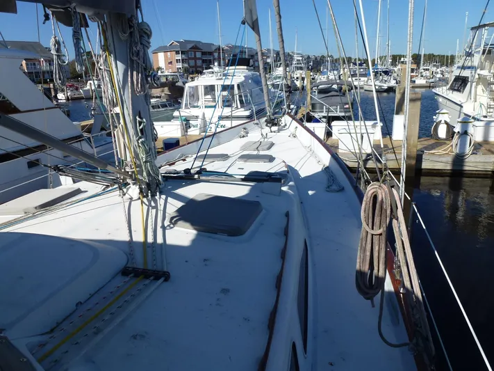 Powerless Yacht Photos Pics 