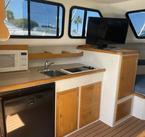 Paddy Wagon Yacht Photos Pics 