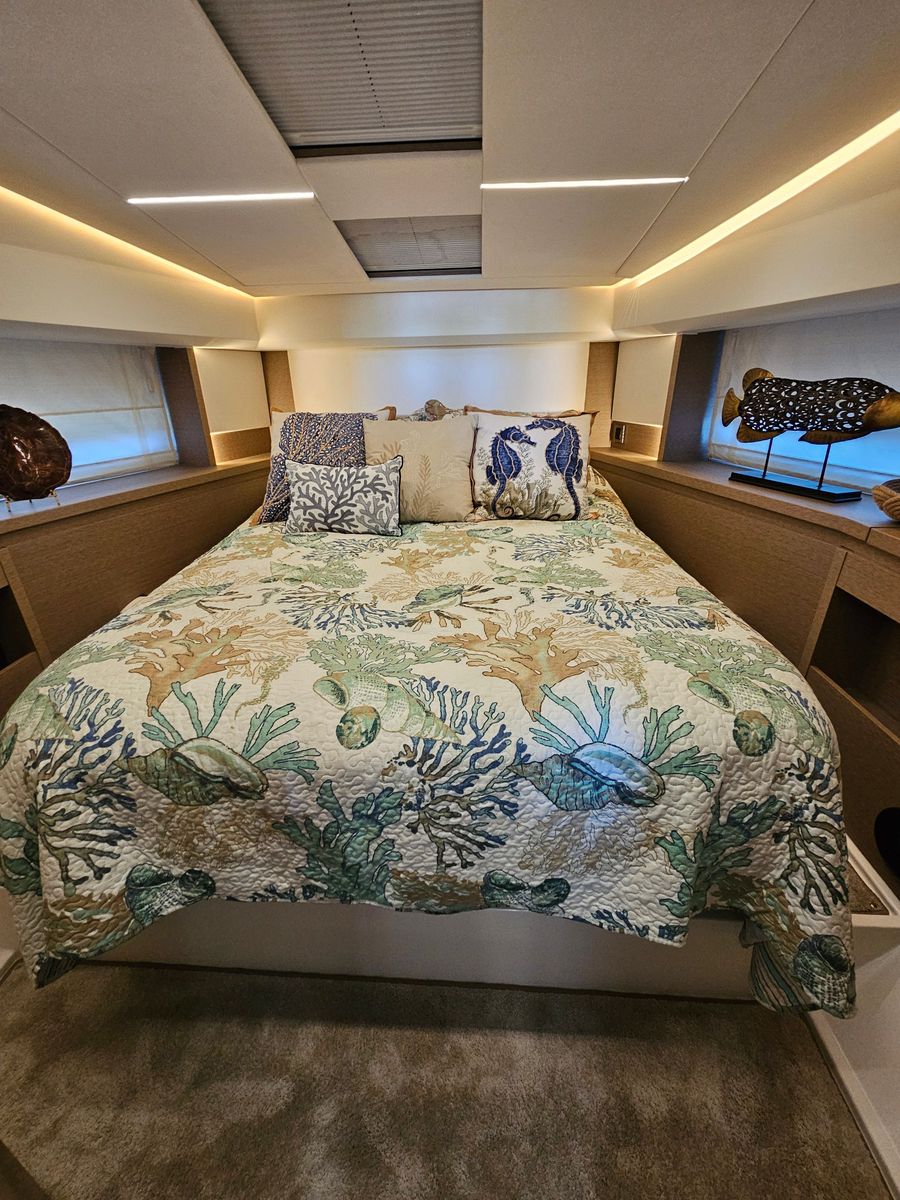 2018 Prestige 46 