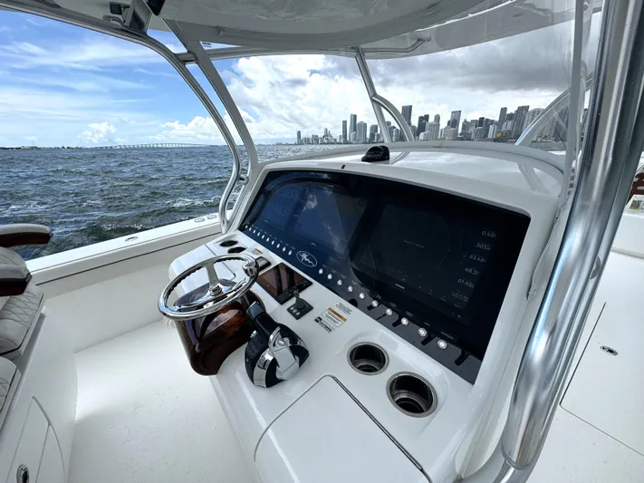 El Carajo Yacht Photos Pics 