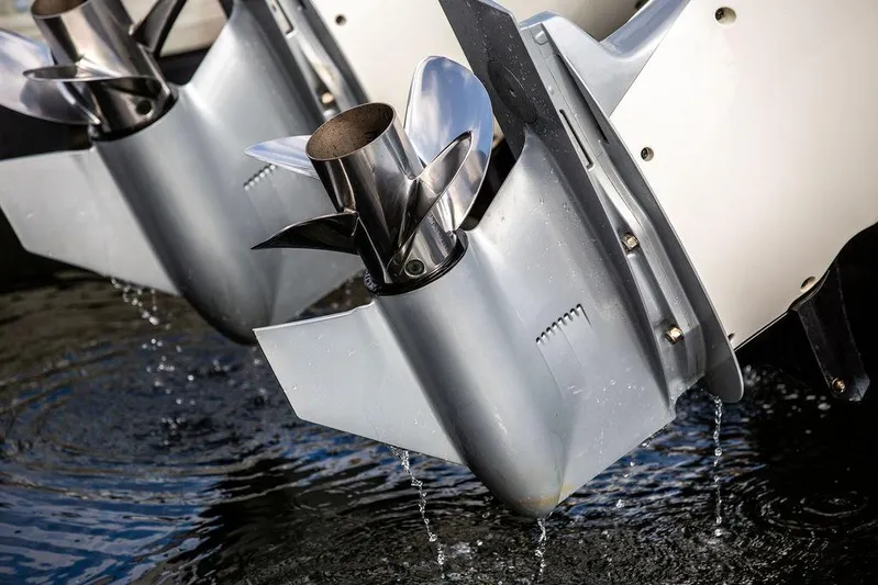 Sublime Yacht Photos Pics Hinckley 35 boat propellers in water, 2022 model, close-up view.