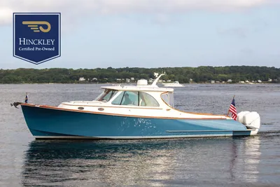 Hinckley 35