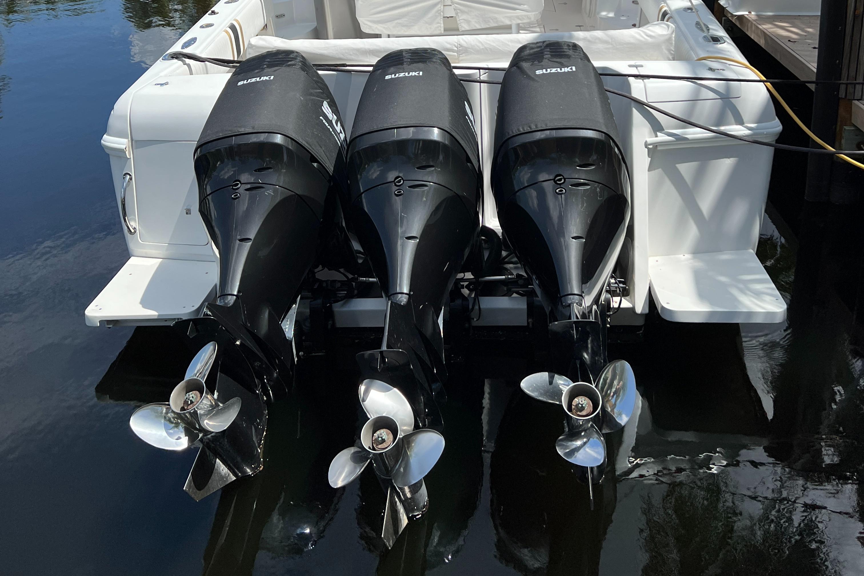 2001 Intrepid 377 Walkaround Center Console for sale YachtWorld