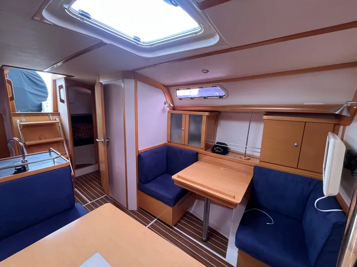 Dragonfly Yacht Photos Pics 