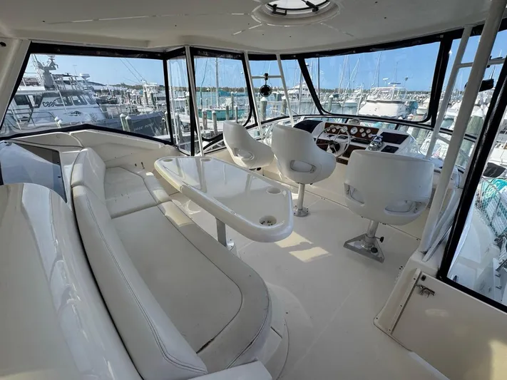 Nauti Boxer Yacht Photos Pics 11 2003 Silverton 453 Flybridge