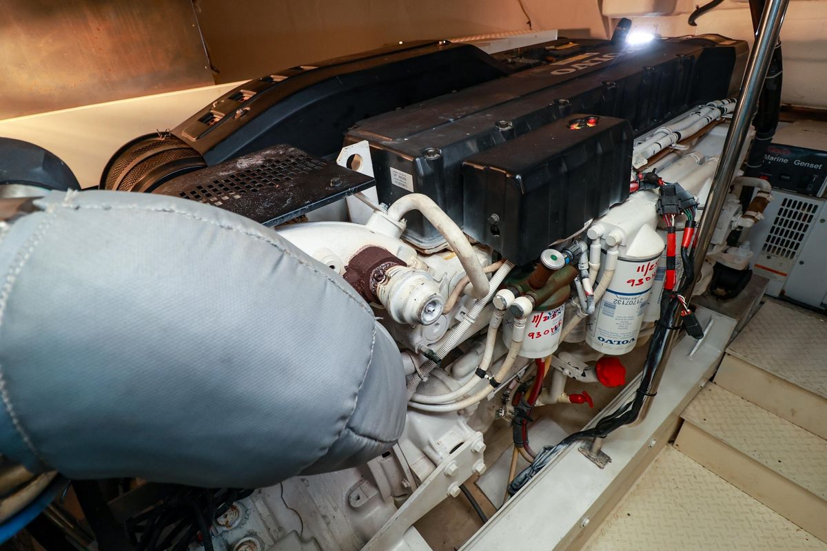 2007 Cruisers International 52 