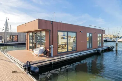 2022 Surla 15 Houseboat