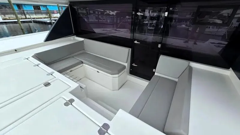 Tiana Yacht Photos Pics 