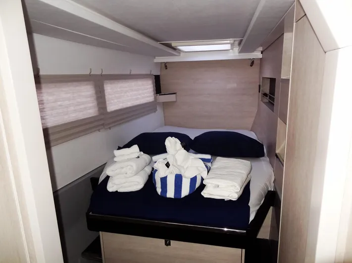 Tiana Yacht Photos Pics 