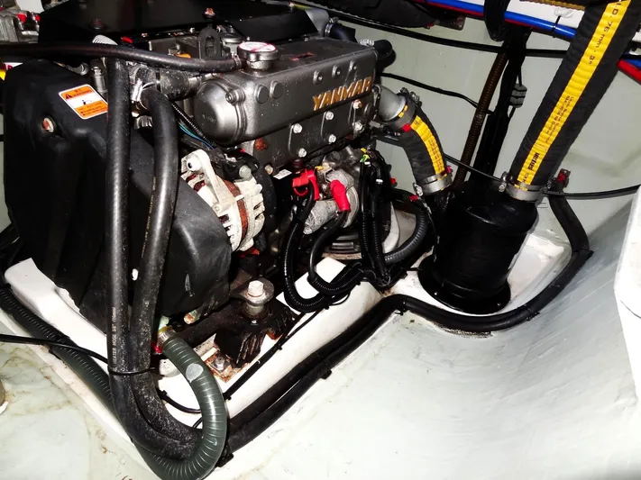 Tiana Yacht Photos Pics 