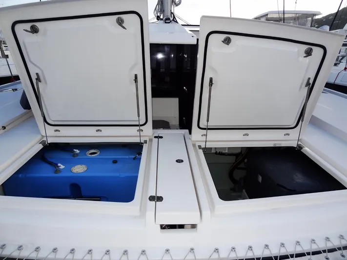 Tiana Yacht Photos Pics 