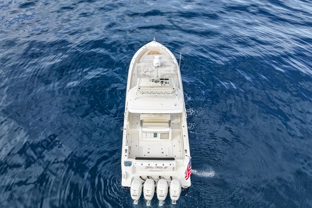 2018 Boston Whaler 42 