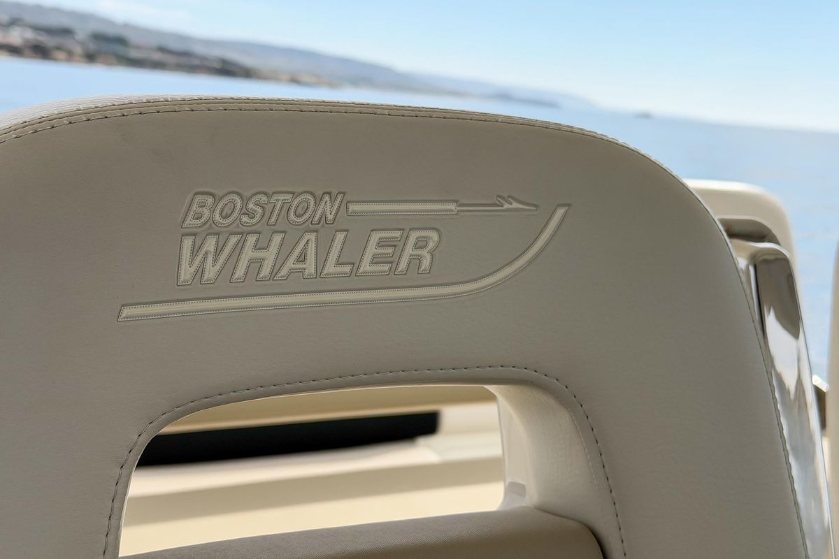 2018 Boston Whaler 42 