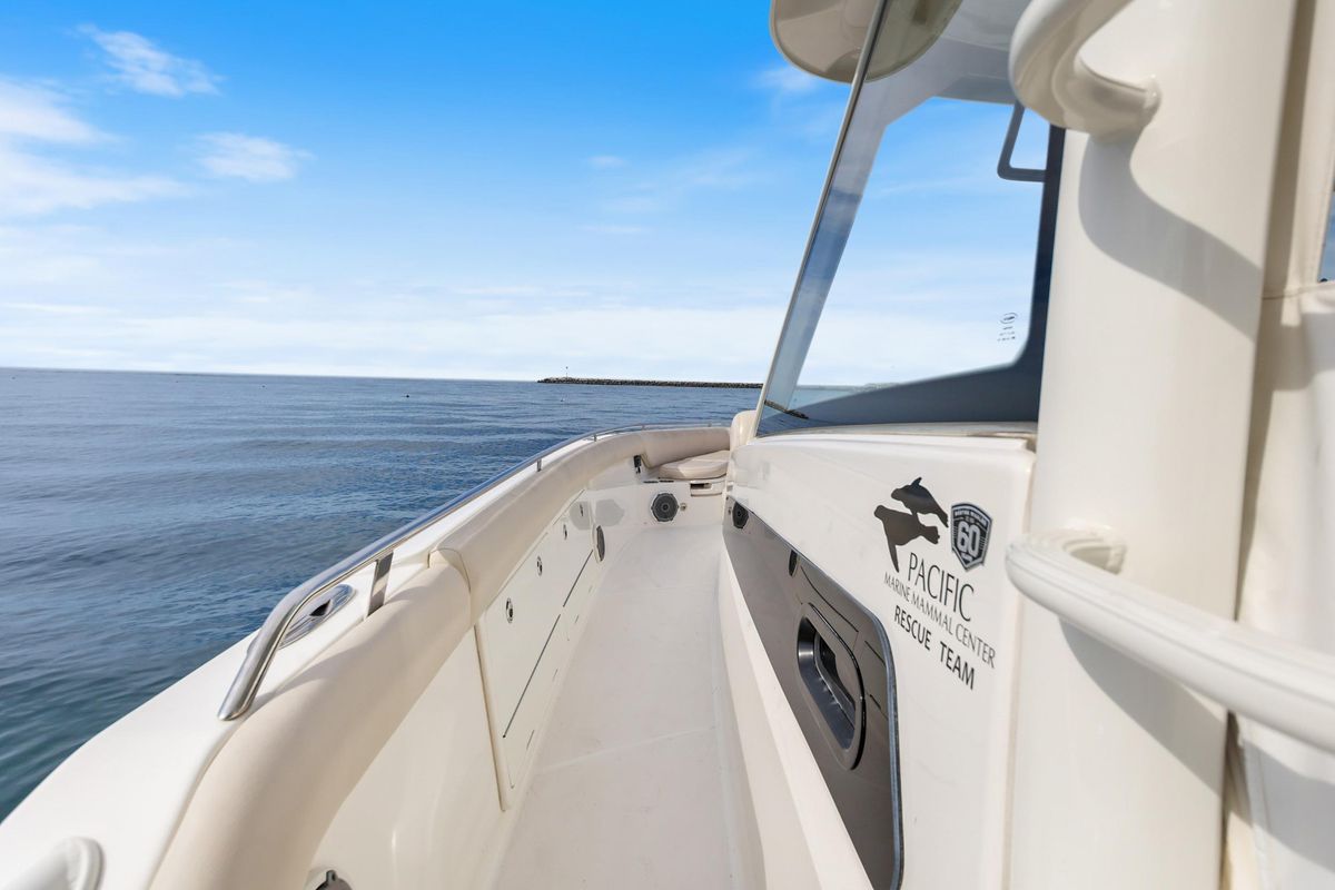 2018 Boston Whaler 42 