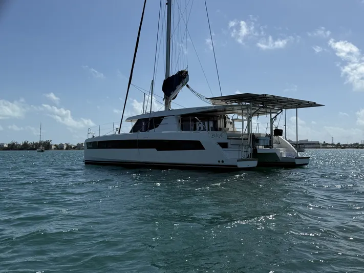 Bella Vita Yacht Photos Pics 