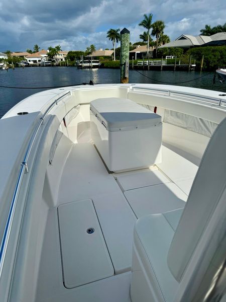 2015 Invincible 36' OPEN FISHERMAN