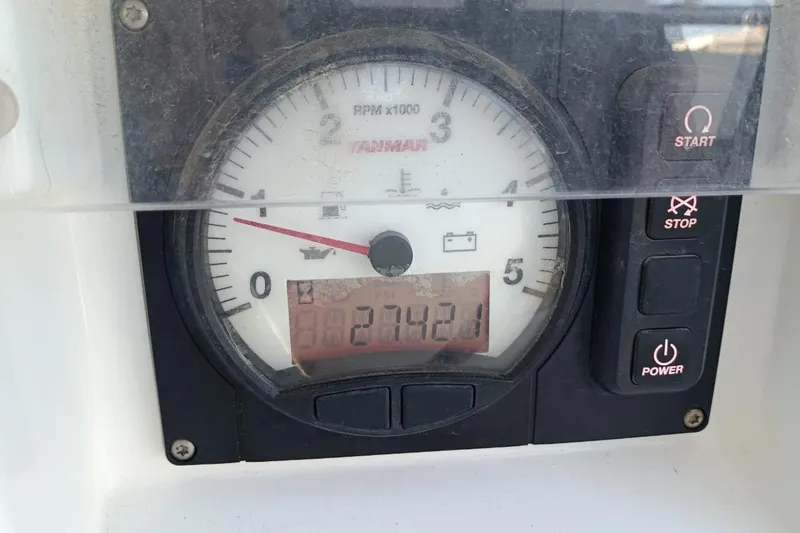  Yacht Photos Pics Close-up of a 2020 Lagoon 450 F engine gauge displaying 2742.1 hours.