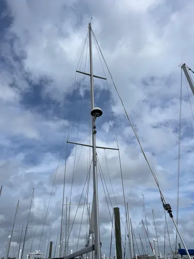 Ensenel Yacht Photos Pics 