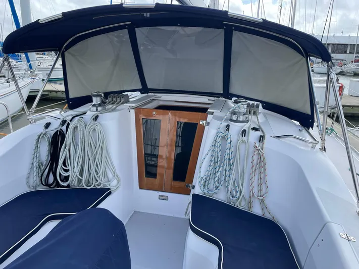 Ensenel Yacht Photos Pics 