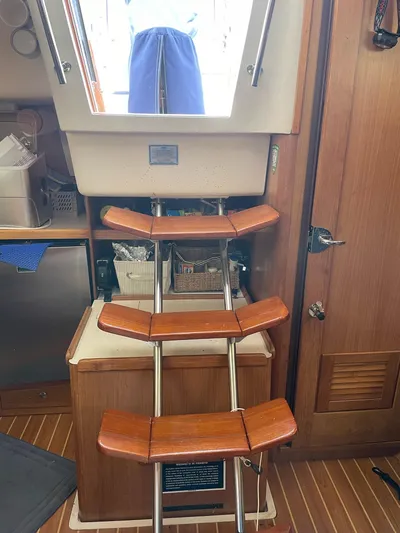 Ensenel Yacht Photos Pics 