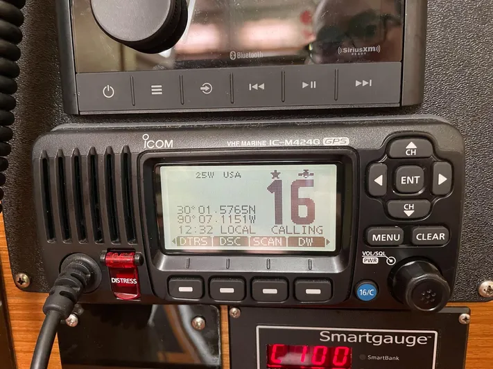 Ensenel Yacht Photos Pics 