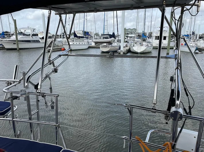 Ensenel Yacht Photos Pics 