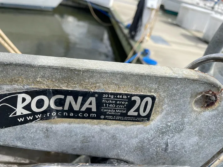 Ensenel Yacht Photos Pics 