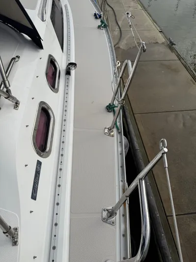 Ensenel Yacht Photos Pics 