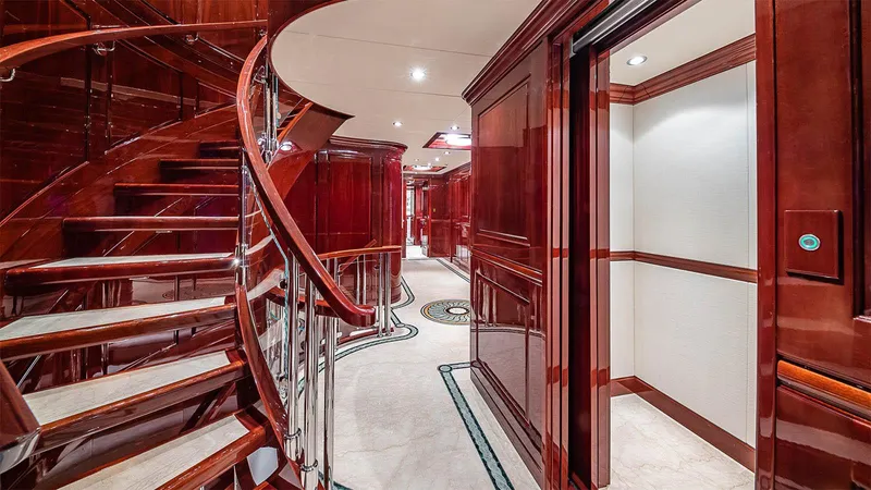 Carte Blanche Yacht Photos Pics CARTE BLANCHE 161' Christensen 2009/2023