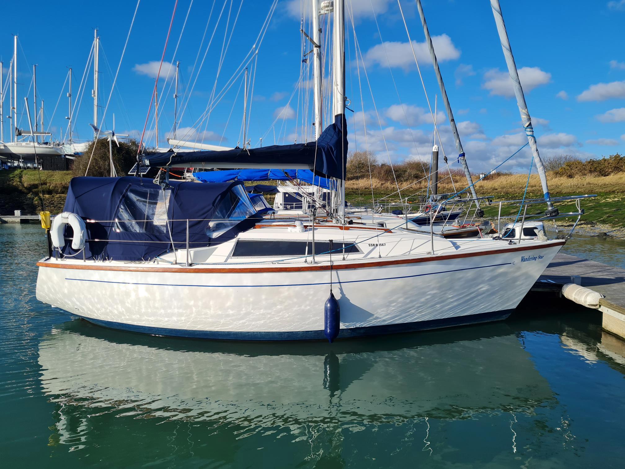 cobra 850 yacht for sale