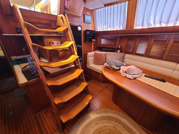 Taita I Yacht Photos Pics 