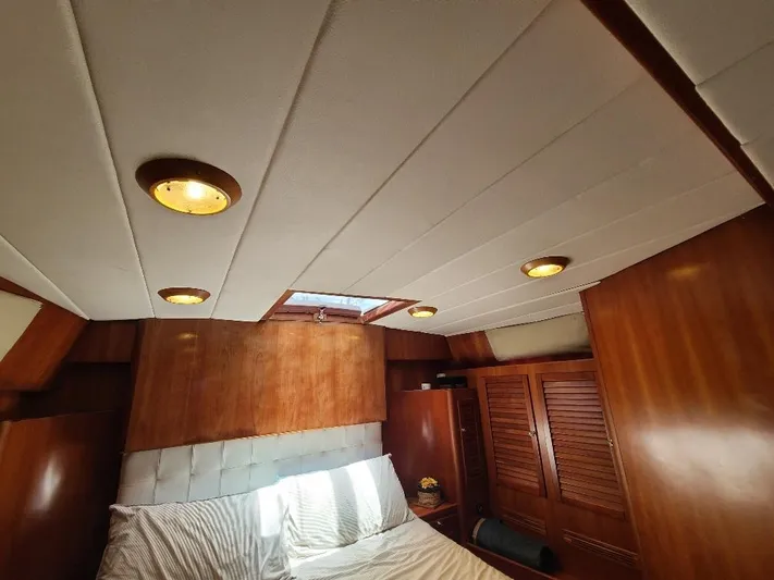 Taita I Yacht Photos Pics 