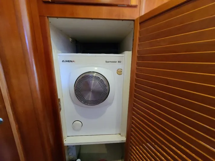 Taita I Yacht Photos Pics 