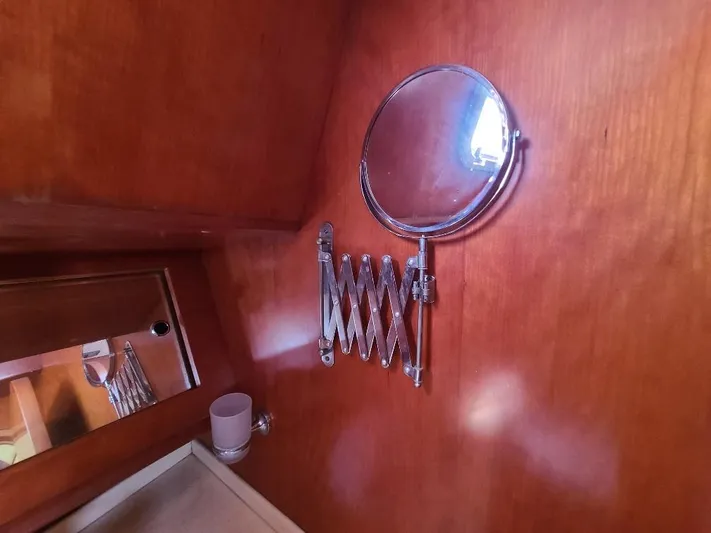 Taita I Yacht Photos Pics 