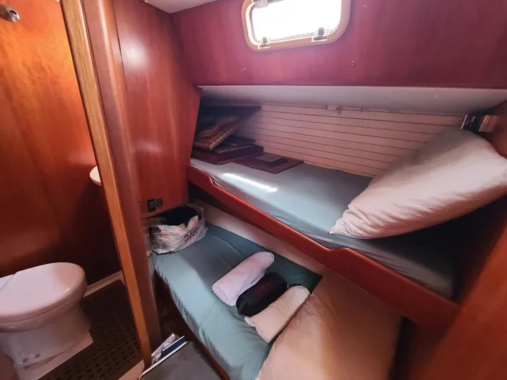 Taita I Yacht Photos Pics 