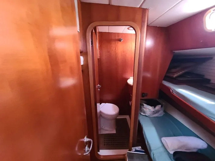 Taita I Yacht Photos Pics 