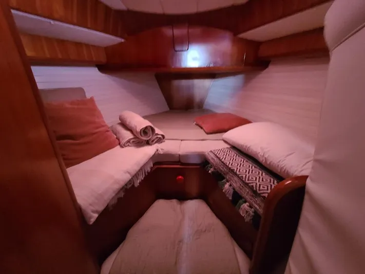 Taita I Yacht Photos Pics 