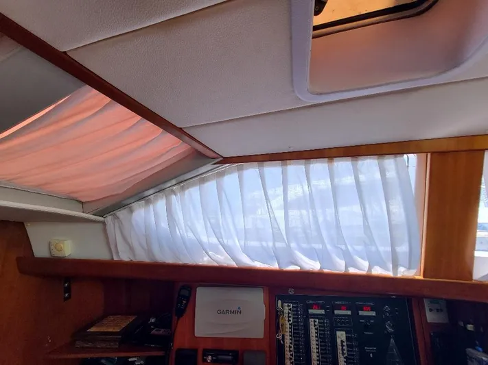 Taita I Yacht Photos Pics 