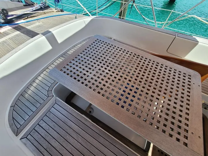 Taita I Yacht Photos Pics 